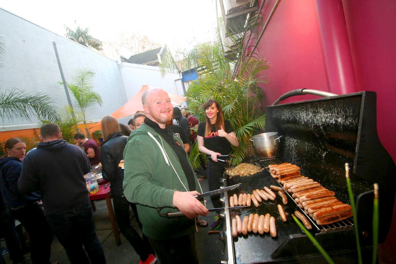 Zing Backpackers Hostel Sydney Exterior photo